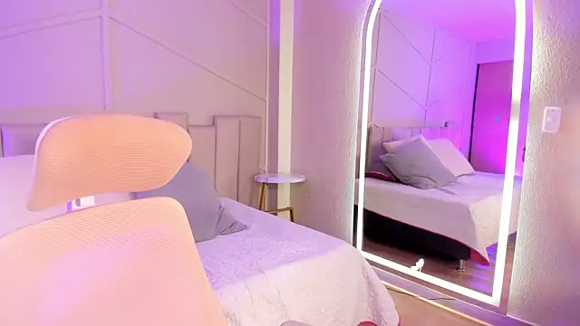 Eimmy bm online show from September 29, 2025, 4:34 pm