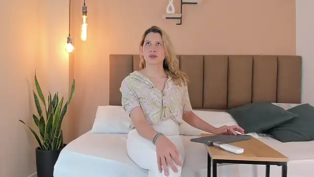 honeygray02 online show from October 2, 2025, 12:08 pm