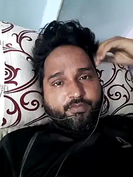 Snapshot of John96999 chatting on September 27, 2025, 6:52 am John96999 online show from September 27, 2025, 6:52 am