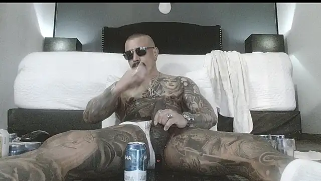 danilog515 online show from October 11, 2025, 5:52 am