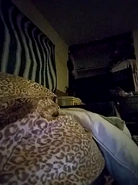 Ninfomom online show from November 16, 2025, 7:35 am