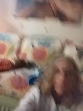 Ninfomom online show from December 3, 2025, 6:25 am