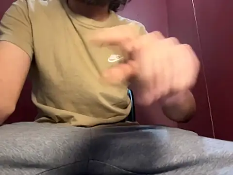 Snapshot of bwcizThrobbing chatting on November 21, 2025, 3:38 am bwcizThrobbing online show from November 21, 2025, 3:38 am