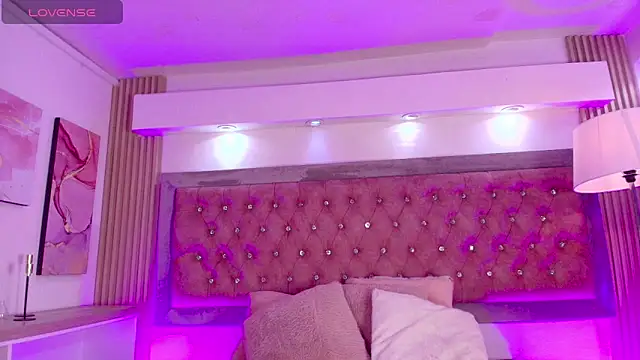 Andy Leex online show from April 11, 2026, 8:34 pm