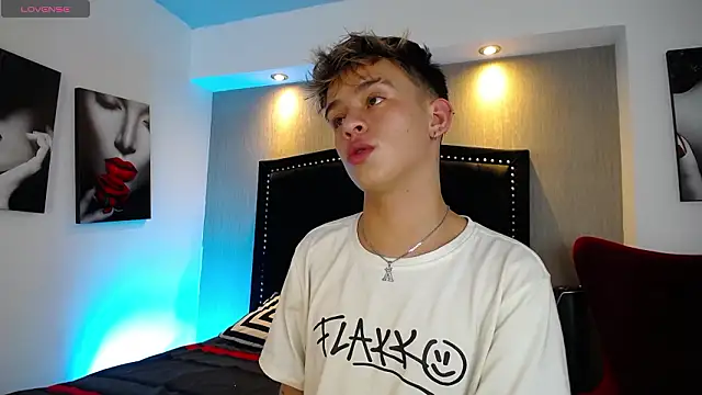 LiamWildx20 online show from March 14, 2026, 6:08 am