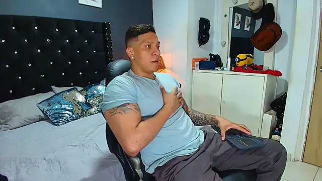 ethan dalton  online show from March 19, 2026, 2:55 am