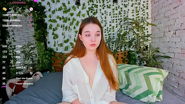 ConstanceHelms online show from March 21, 2025, 6:05 am