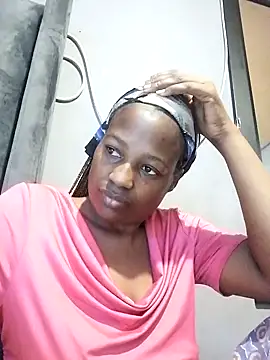 sexylira online show from October 15, 2025, 9:39 am