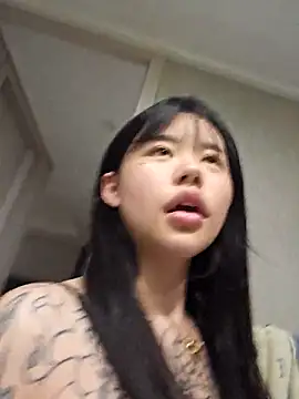 Snapshot of tangju7 chatting on October 7, 2025, 5:25 pm tangju7 online show from October 7, 2025, 5:25 pm