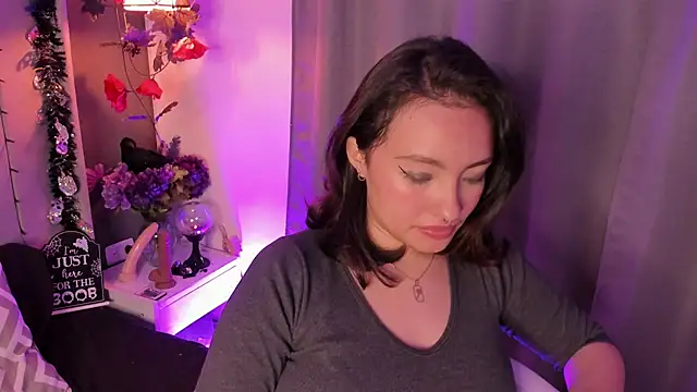 Angelica Moon21 online show from October 9, 2025, 4:13 am