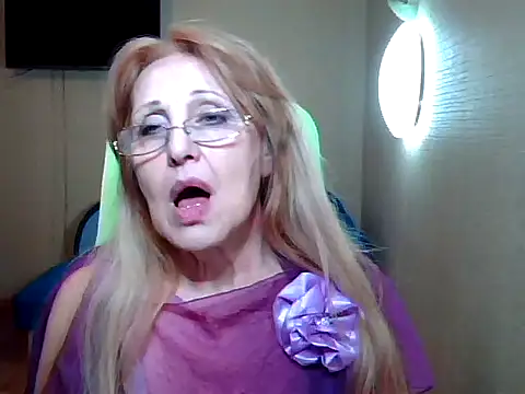 Margo Sweety online show from March 18, 2025, 4:50 pm