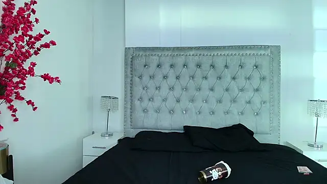 Lia adamsss online show from November 13, 2025, 3:21 am