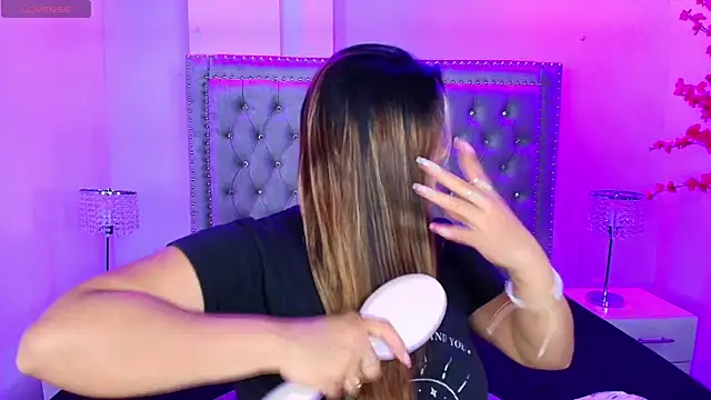 Lia adamsss online show from October 22, 2025, 3:39 am