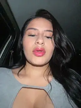 andrea gomes  online show from March 5, 2026, 6:32 am