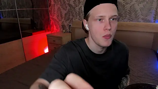 Cactus  James online show from September 17, 2025, 5:37 pm