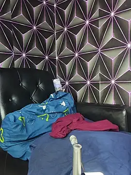 Megann 9 online show from March 14, 2026, 7:47 am