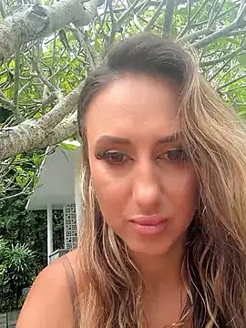 Snapshot of Brilliant-Splashes chatting on February 3, 2026, 2:53 am Brilliant-Splashes online show from February 3, 2026, 2:53 am