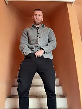 trainwithme online show from March 26, 2026, 9:18 am