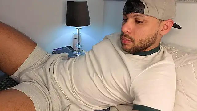 Snapshot of haku_kanjy chatting on November 10, 2025, 10:37 pm haku kanjy online show from November 10, 2025, 10:37 pm