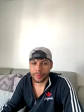 Snapshot of haku_kanjy chatting on October 21, 2025, 7:13 pm haku kanjy online show from October 21, 2025, 7:13 pm