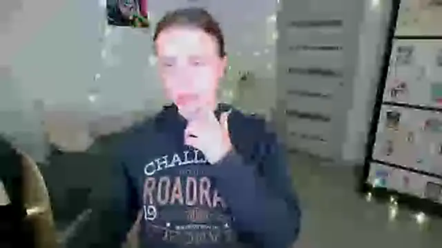 Snapshot of BarbiePieer chatting on November 2, 2025, 2:05 am BarbiePieer online show from November 2, 2025, 2:05 am