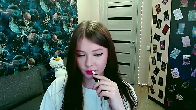 GinnyBlacky online show from October 15, 2025, 4:48 pm