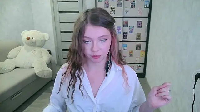 GinnyBlacky online show from August 1, 2026, 4:27 pm