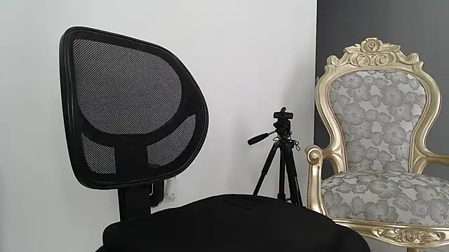 bigdick monster1 online show from July 4, 2026, 4:00 pm
