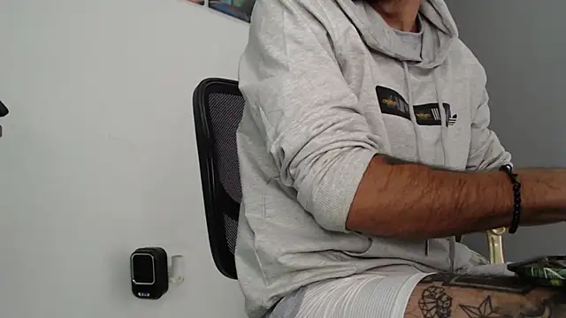 bigdick monster1 online show from November 14, 2025, 2:10 pm