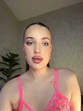 Ariana Sanderss online show from October 12, 2025, 1:01 pm