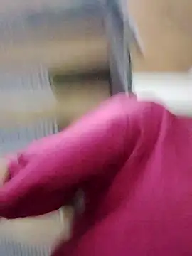 Pichoneterno online show from February 19, 2026, 11:23 pm