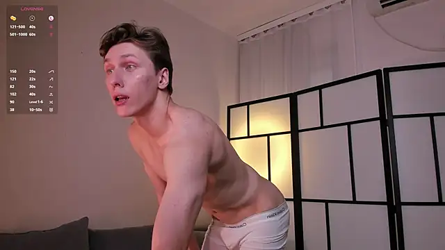 Adrian Dee online show from September 20, 2025, 2:33 pm