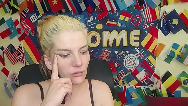 VanessaRey  online show from April 4, 2026, 4:52 am