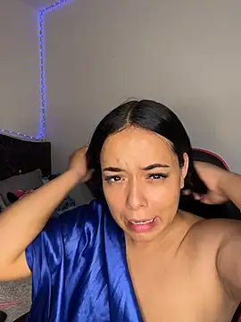 Snapshot of Deepika_padukoneNisha chatting on May 30, 2026, 2:01 pm Deepika padukoneNisha online show from May 30, 2026, 2:01 pm