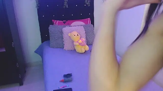 Lyaa Cute online show from November 5, 2025, 1:42 am