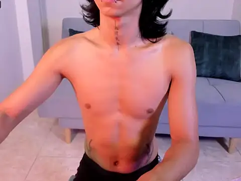 Snapshot of leoaddams22 chatting on September 18, 2025, 6:22 pm leoaddams22 online show from September 18, 2025, 6:22 pm