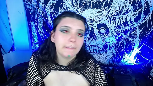 mikaskullcs online show from April 20, 2026, 10:00 pm