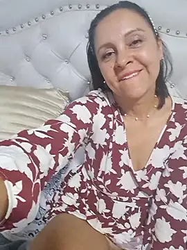 Amadamilf1980 online show from November 16, 2025, 1:10 am