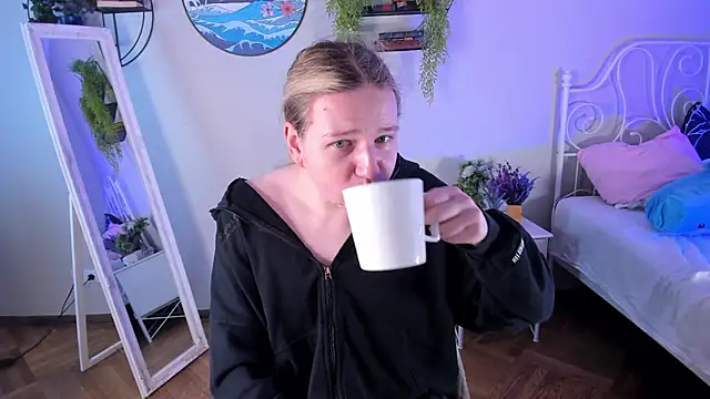 Jes Solar online show from October 12, 2025, 11:55 am