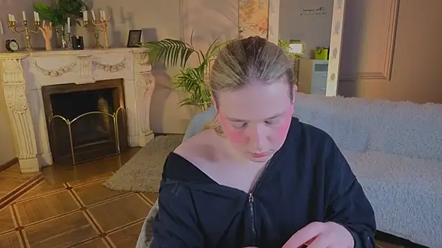 Jes Solar online show from September 28, 2025, 12:23 pm