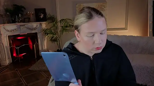 Jes Solar online show from November 16, 2025, 10:02 pm