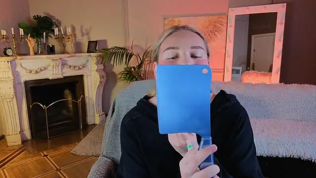 Jes Solar online show from October 3, 2025, 11:12 am