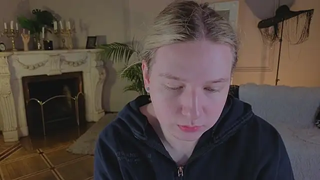 Jes Solar online show from September 25, 2025, 11:38 am