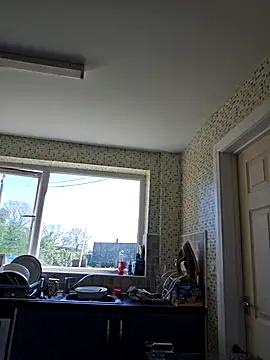 MissQueenBeex online show from April 23, 2026, 1:13 pm