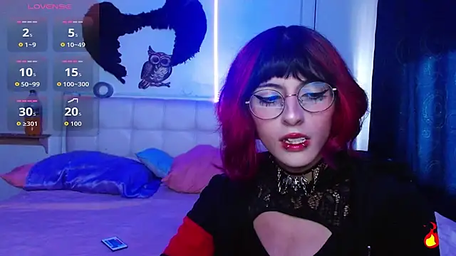 goth minerva online show from September 29, 2025, 1:50 pm