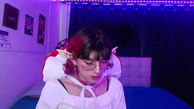 goth minerva online show from October 28, 2025, 1:43 pm