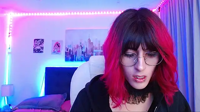 goth minerva online show from November 23, 2025, 1:21 pm