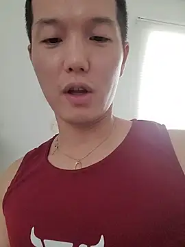 woonee827372 online show from October 12, 2025, 11:00 am