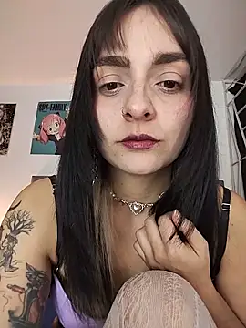 KARINNA  RAVEN online show from May 15, 2026, 12:30 am