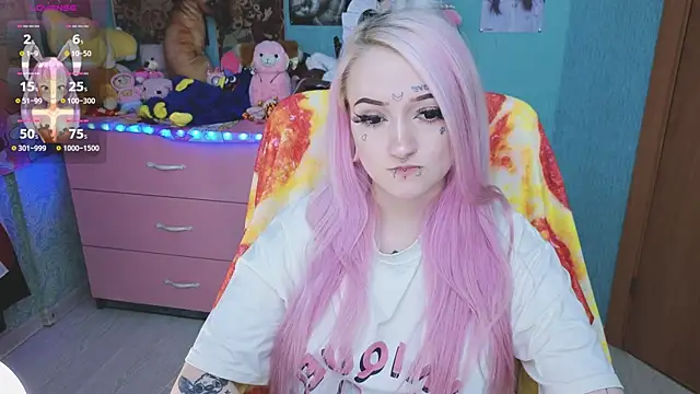 Manuela unicorn online show from October 12, 2025, 8:21 pm